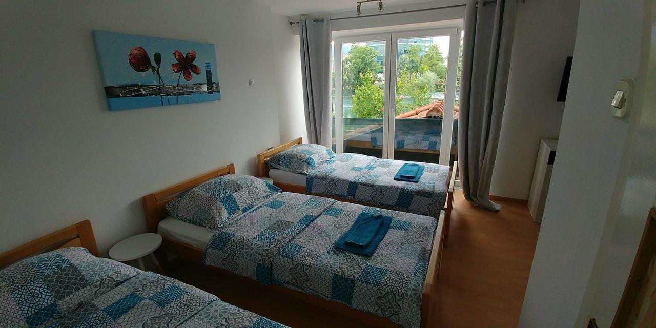 Guesthouse Una 1 Bihac Exterior photo